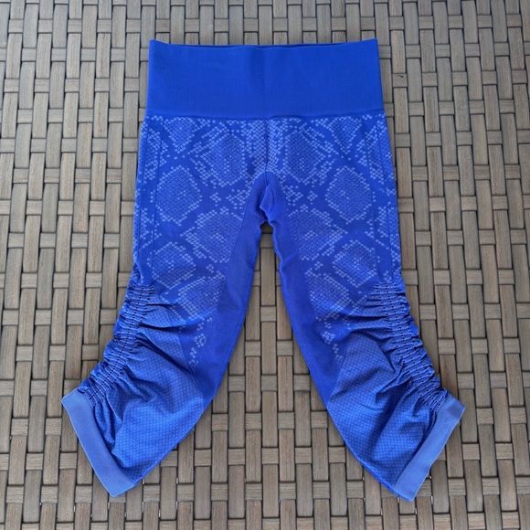 Lululemon‎ Women’s In The Flow Crop II Leggings Heathered Sapphire Blue Size 4 - Picture 2 of 5